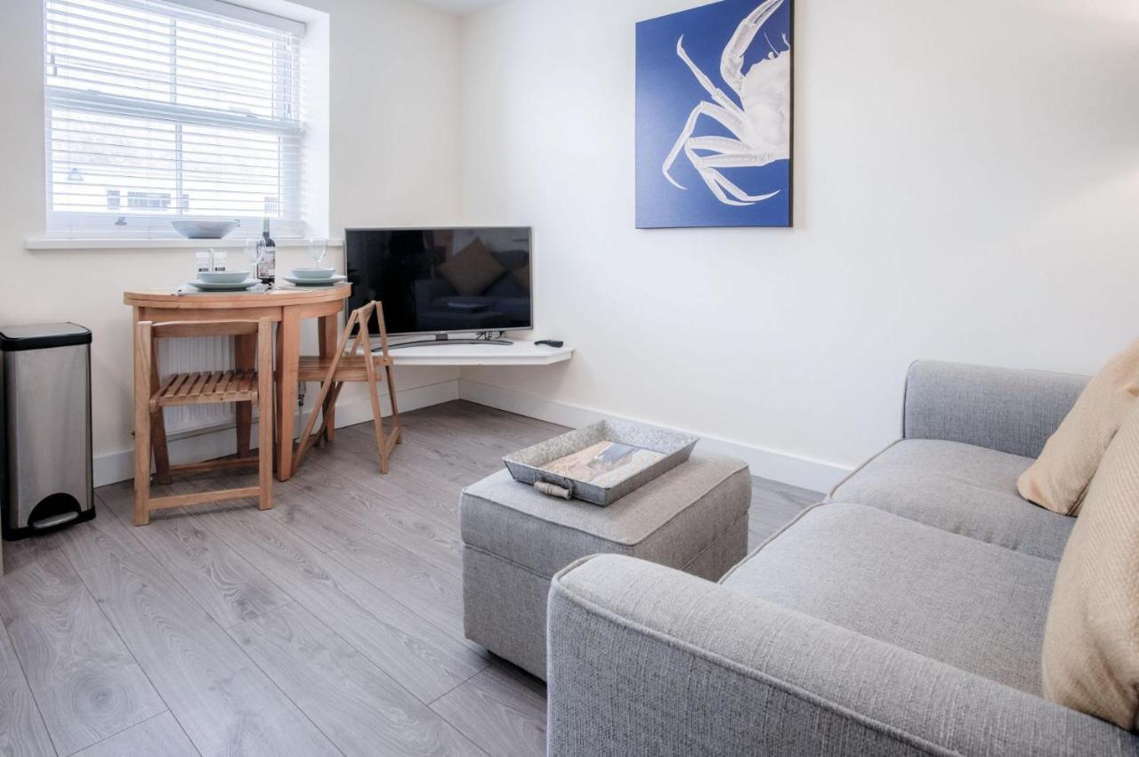 Myrtle - 1 Bedroom Apartment - Saundersfoot Exterior photo